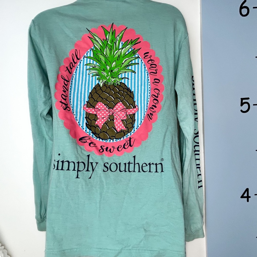Simply Southern‎ Mint Green T-shirt Pineapple Logo Women's Small